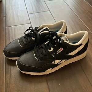Reebok Classic black white Mens size 11